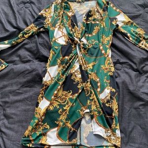 Green/combo mini dress